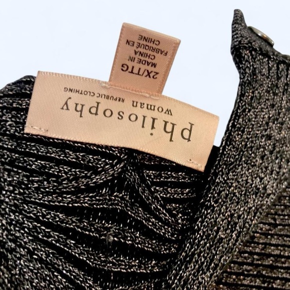 Women's Grey Black Winged Sweater with Button Detail 2X - Picture 4 of 6